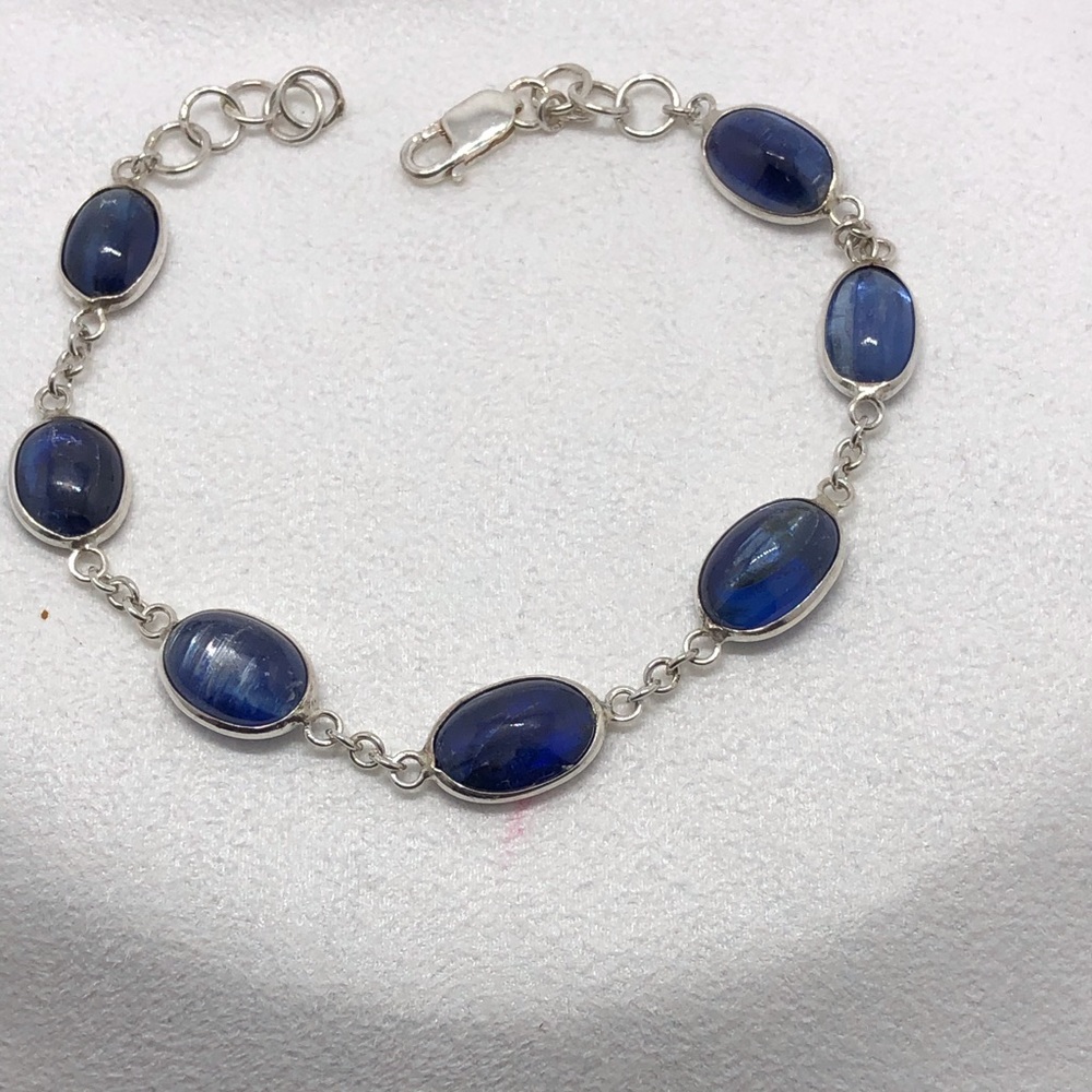 Women Sterling Silver Bracelet with Kyanite (Blue)
